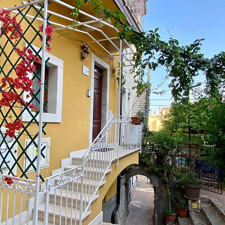 Casa Ferrara Hotel Taormina Eksteriør billede