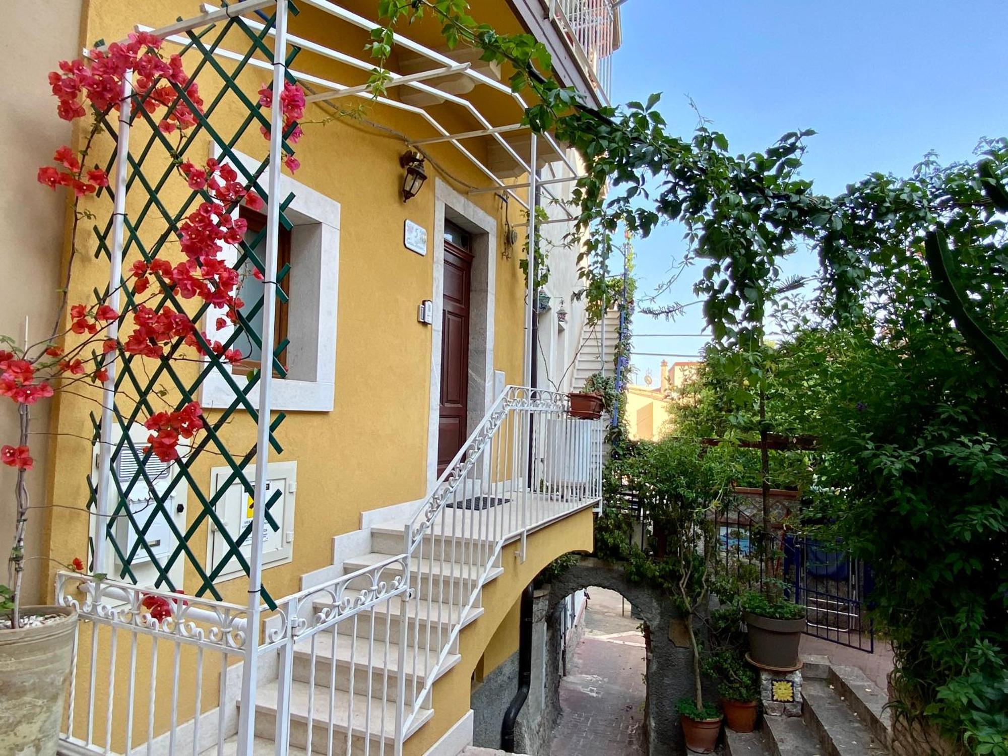 Casa Ferrara Hotel Taormina Eksteriør billede
